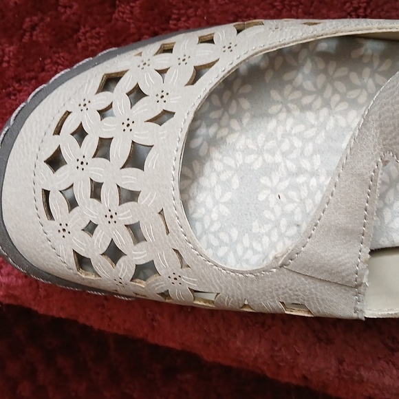 Nowt JBU SIZE 9 - Picture 11 of 12